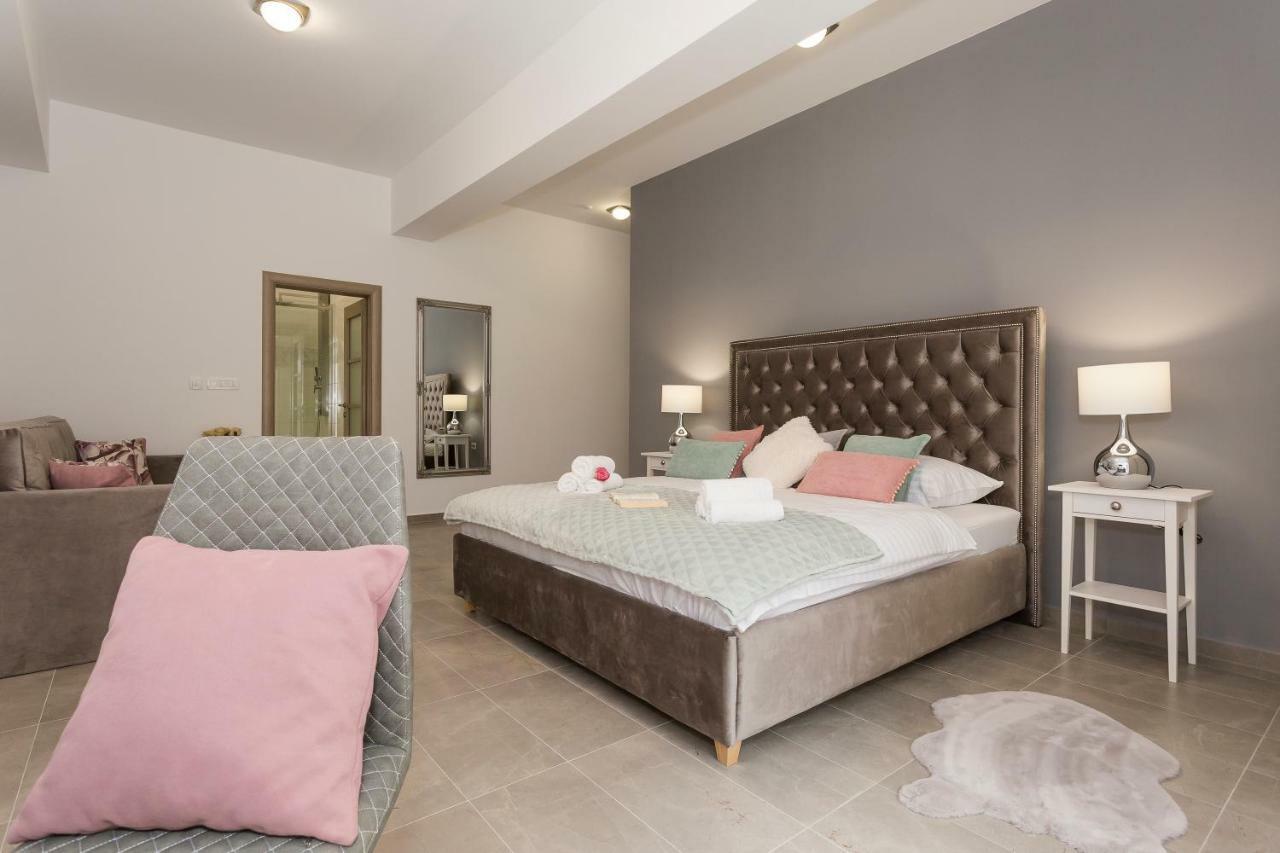 Luxury Rooms Saint Jacob Τρογκίρ Εξωτερικό φωτογραφία